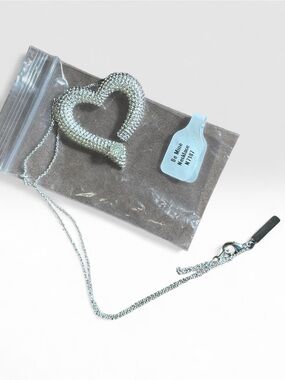 Vantel Pearls Silver Tone & Crystal Heart Be Mine Necklace NWTs